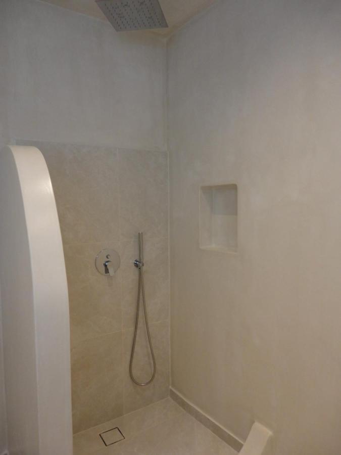 Triena Apartments ฟิรา ภายนอก รูปภาพ